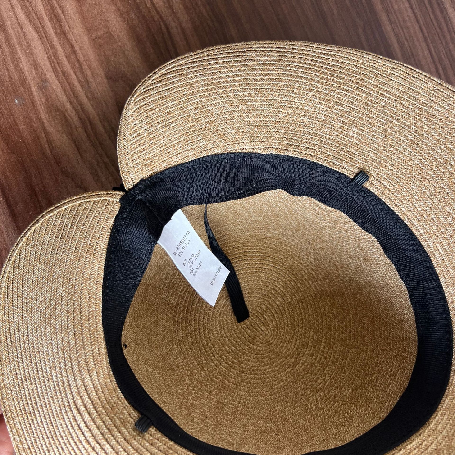 Material and construction detail for product ID 1002944095355