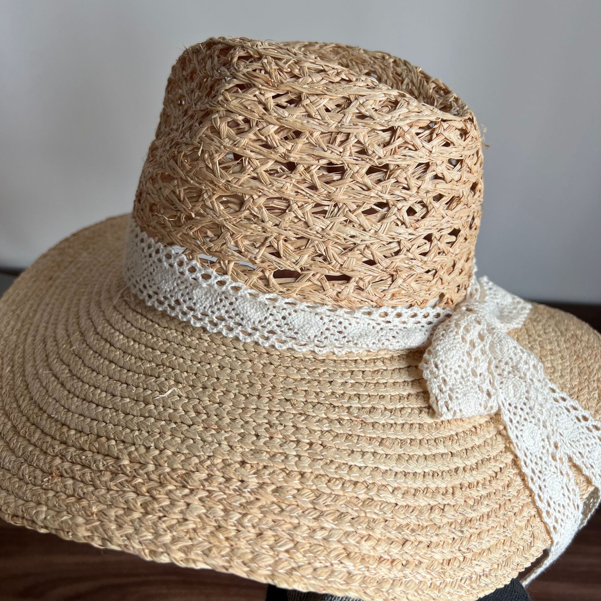 Material and construction detail for product ID 1008434282903