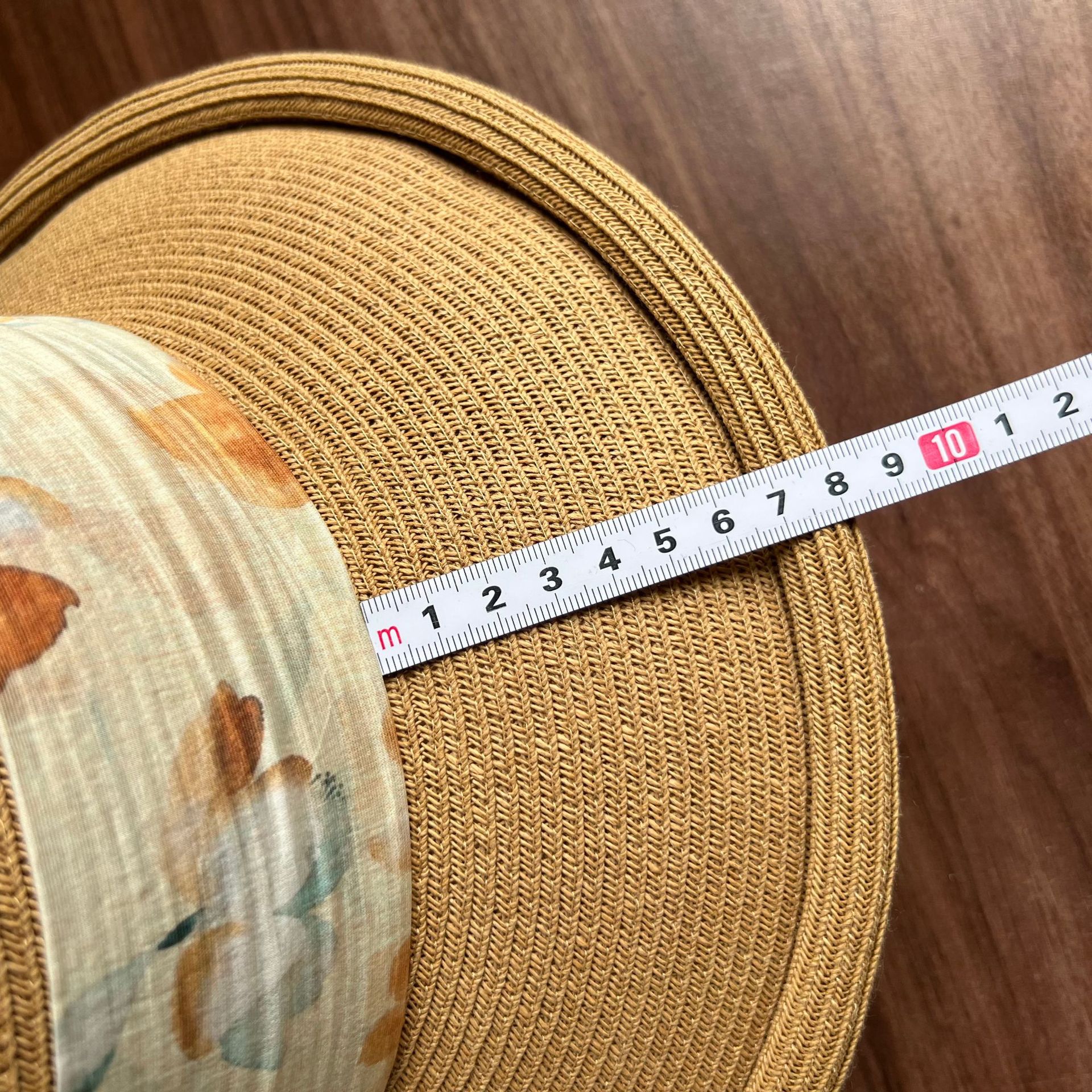 Size and measurement reference for product ID 1043904866359