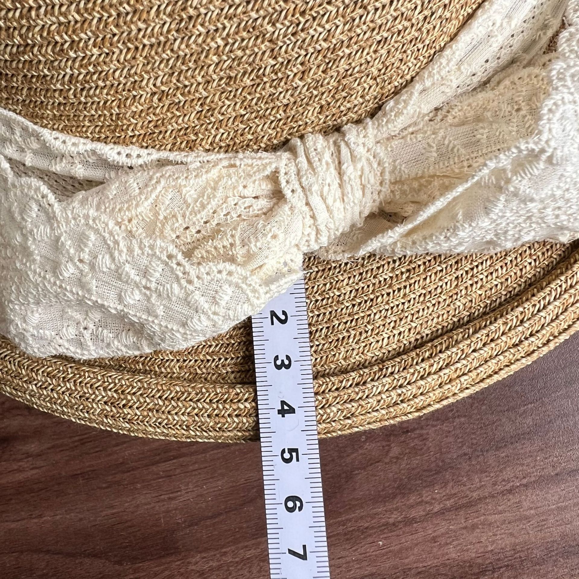 Size and measurement reference for product ID 1046016888708