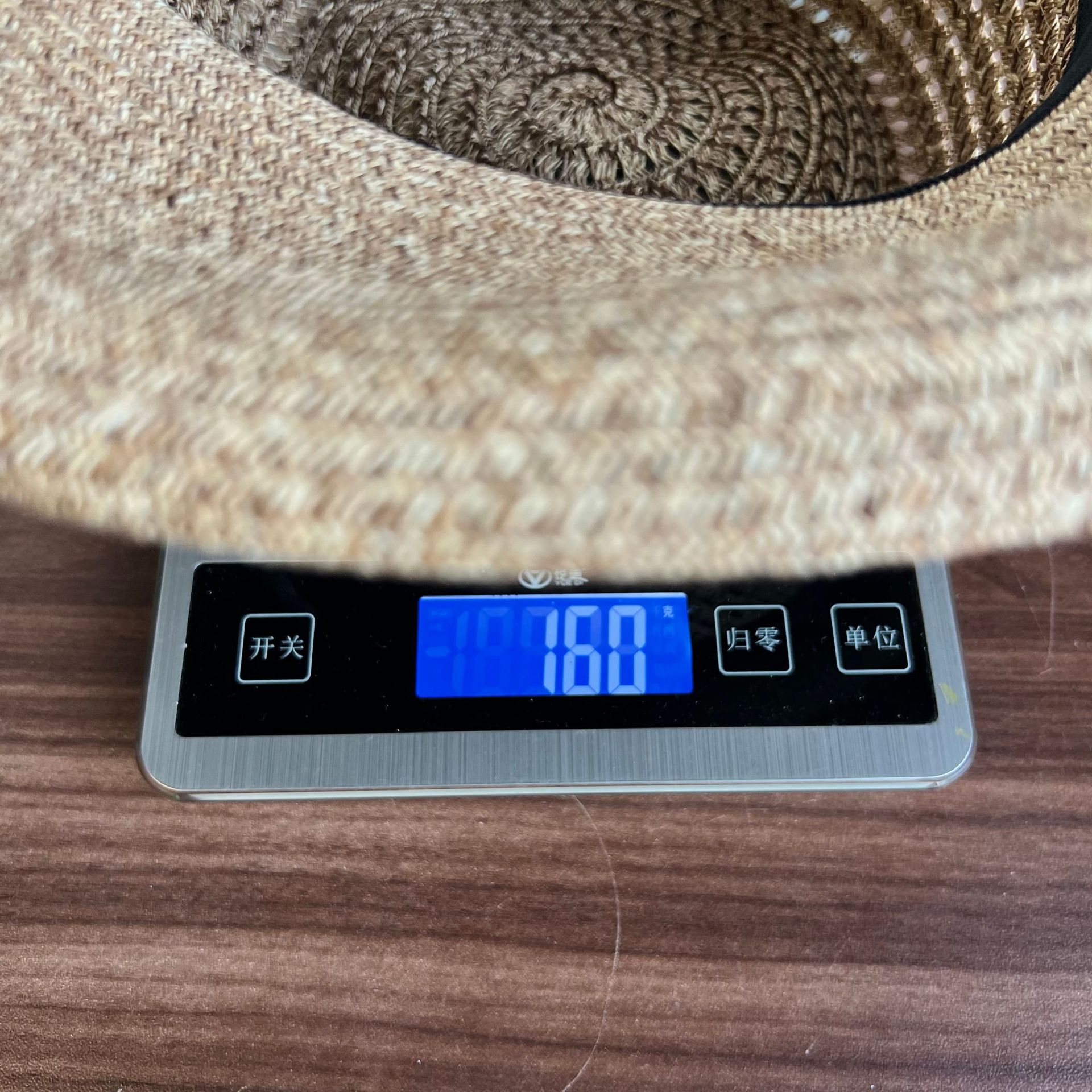 Size and measurement reference for product ID 1066610702087