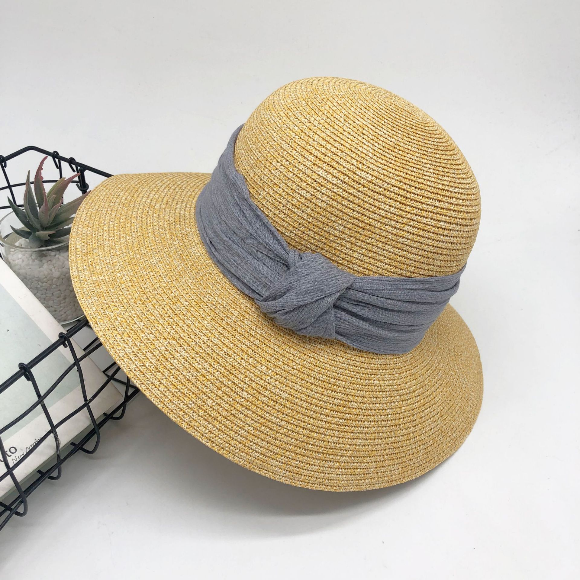 Additional product view for product ID 637988549379
