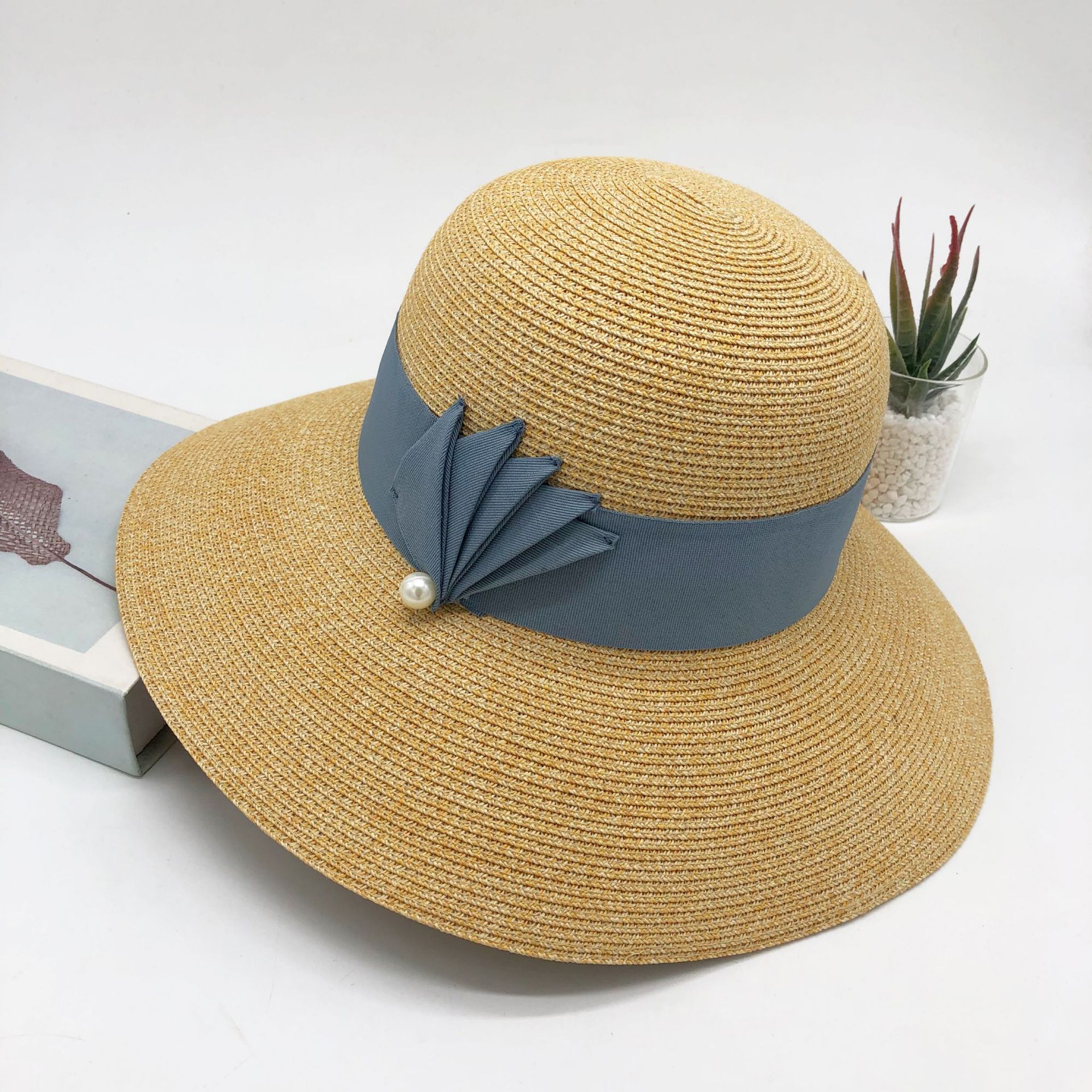 Additional product view for product ID 668779947700