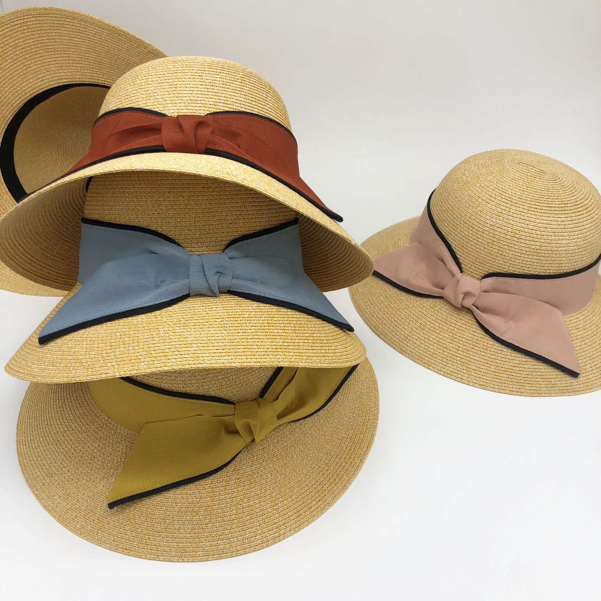 Color or SKU reference for product ID 672312817057