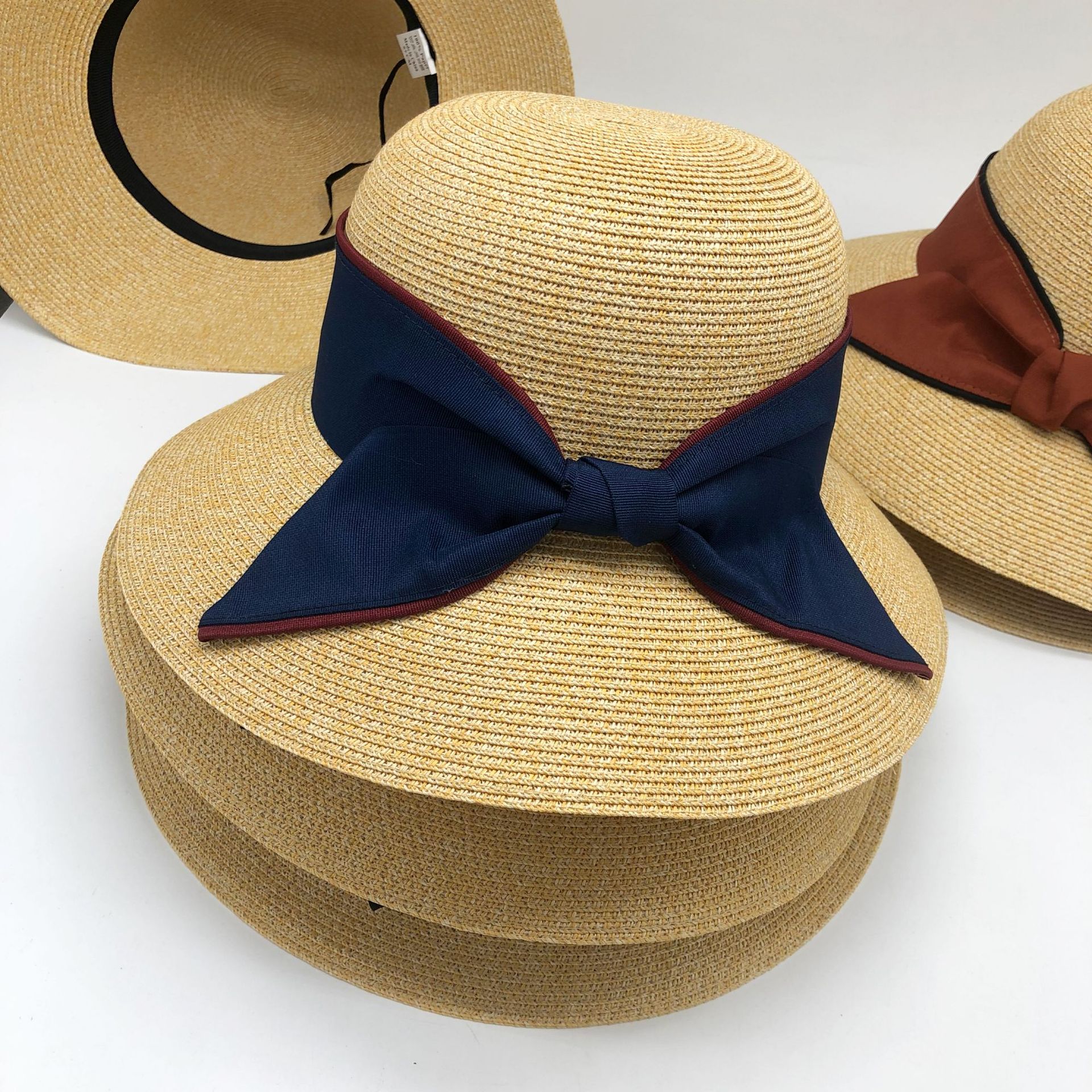 Additional product view for product ID 672312817057