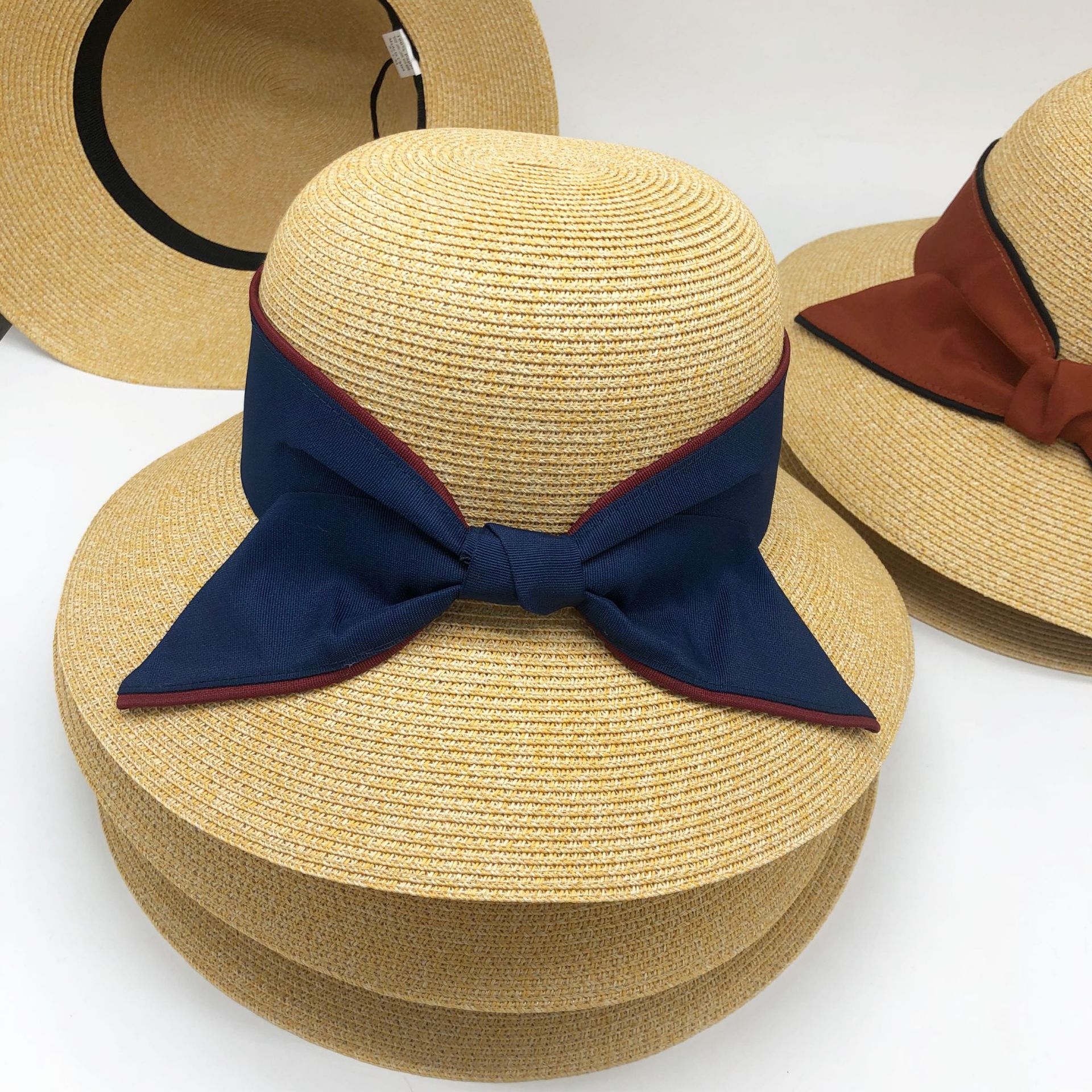Additional product view for product ID 672312817057