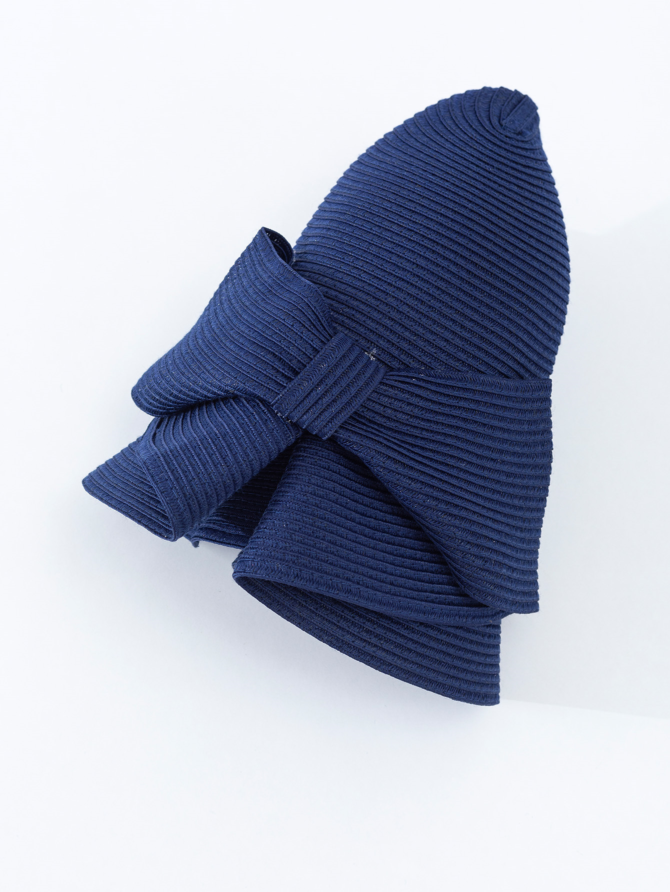 Material and construction detail for product ID 772721545629