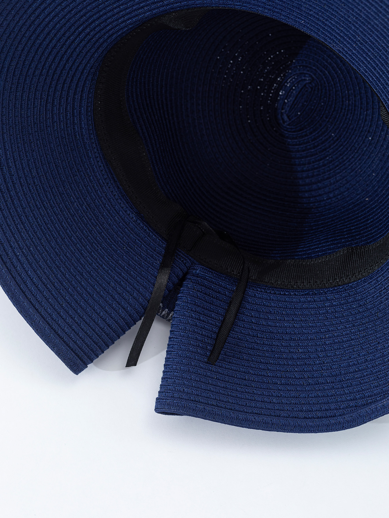 Material and construction detail for product ID 776897237530