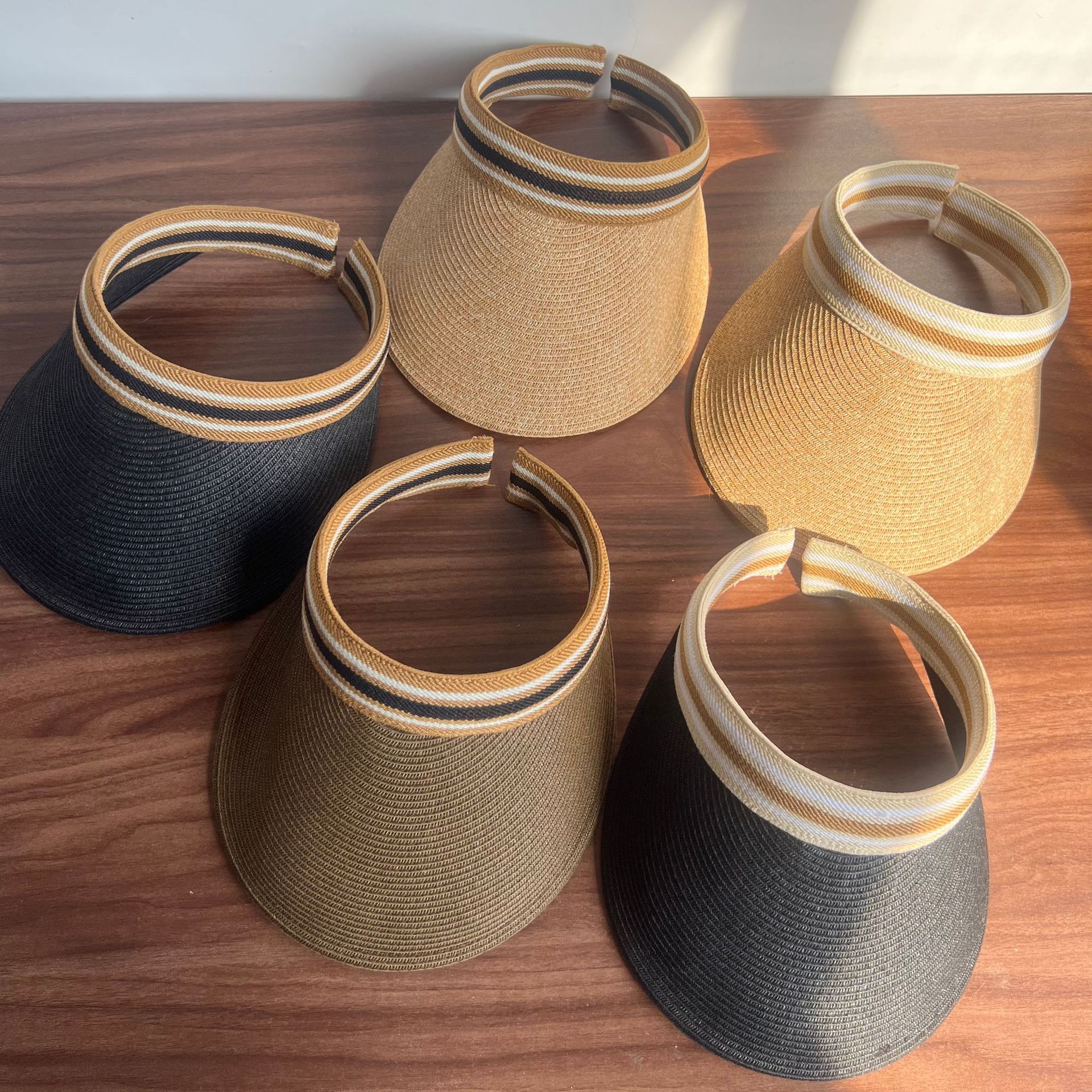 Color or SKU reference for product ID 922057868704