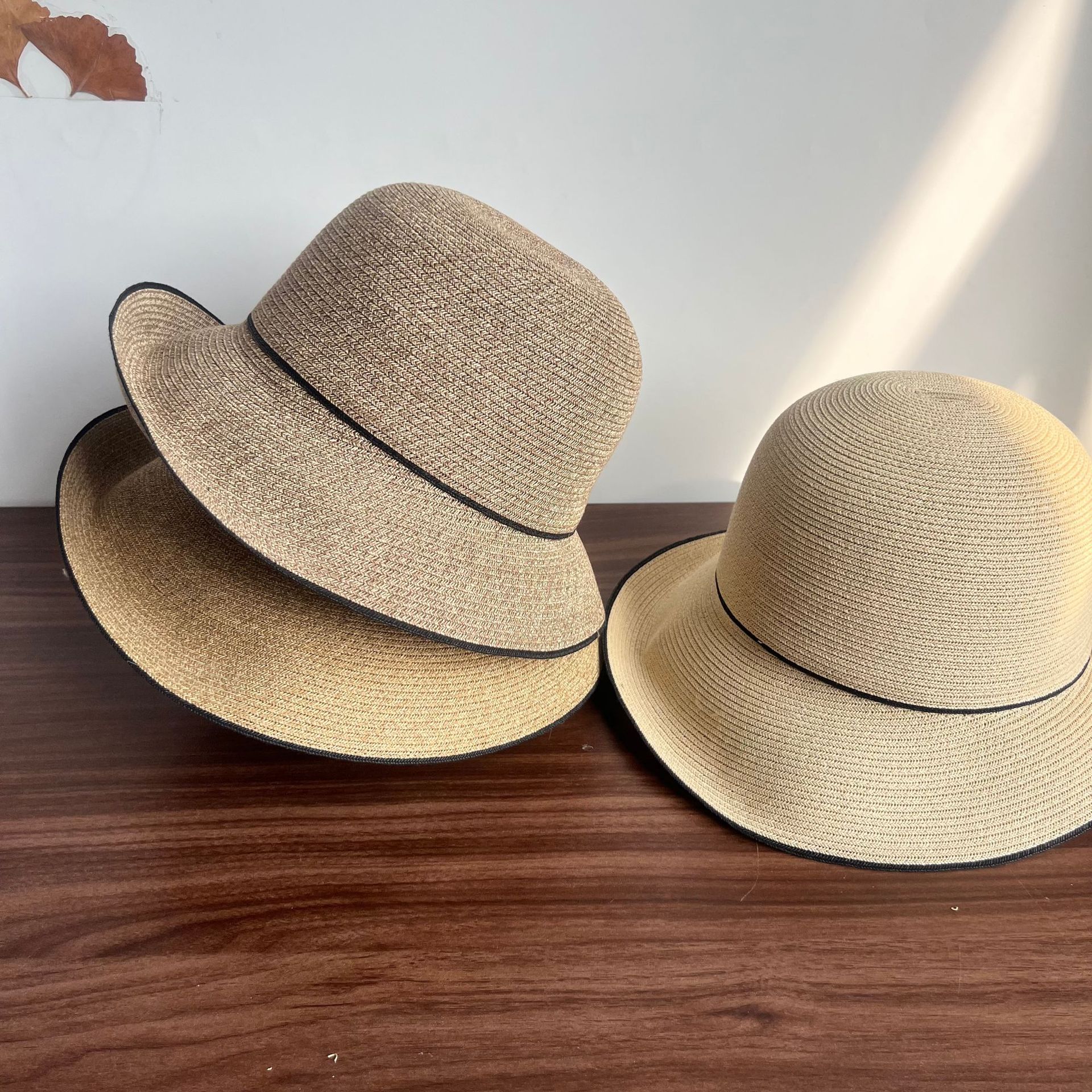 Color or SKU reference for product ID 932913010326