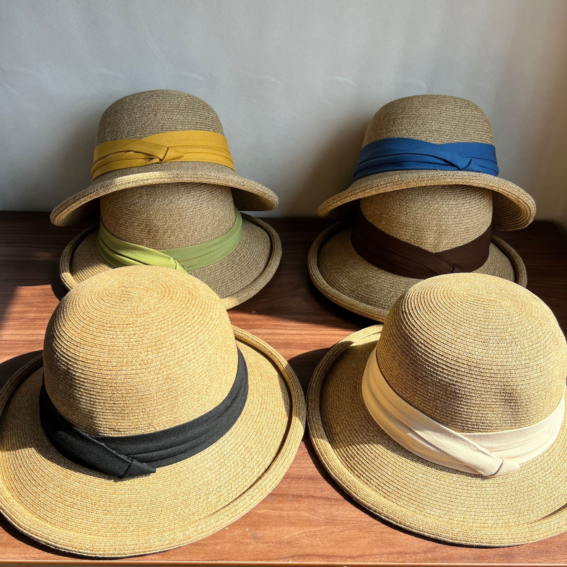 Color or SKU reference for product ID 988009536226